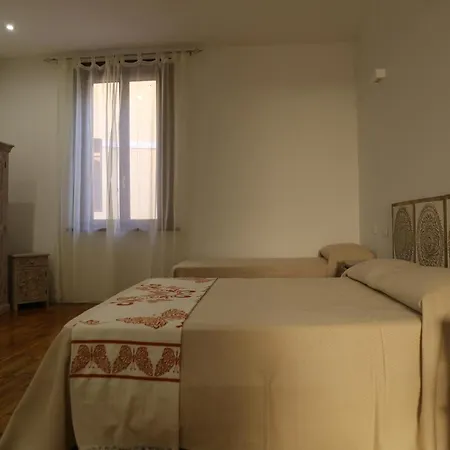 Il Giramondo 住宿加早餐酒店 费拉拉